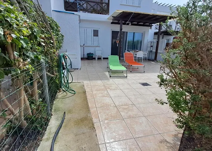 Yialos Cozy Beach House Ларнака