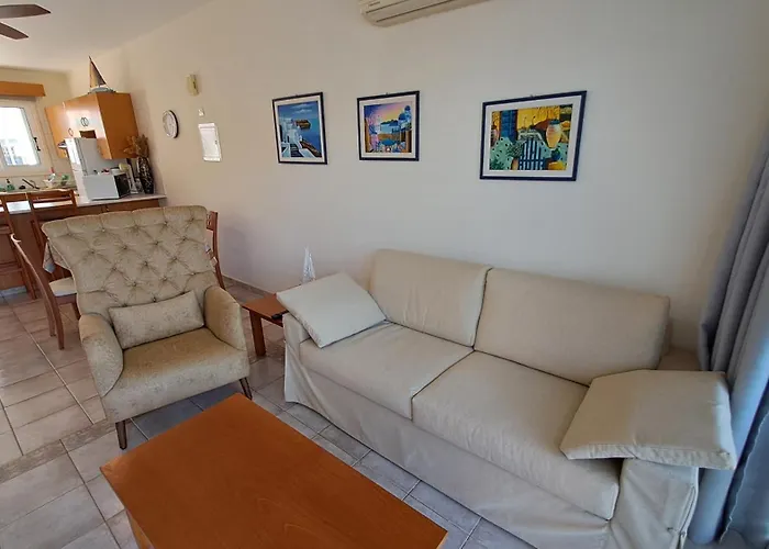 Yialos Cozy Beach House Апартаменты *