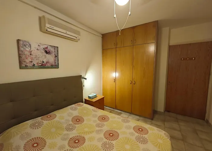 Yialos Cozy Beach House Апартаменти Ларнака